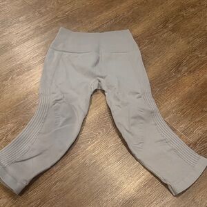 Women's Gray Leggings